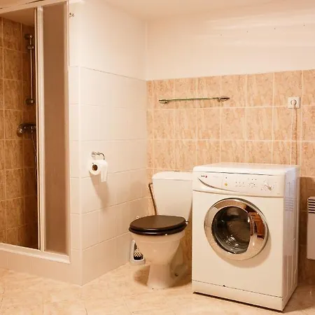 شاليه Roubenka Anna *