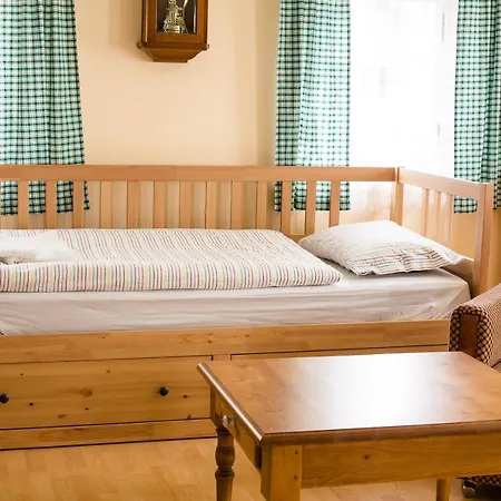 شاليه Roubenka Anna *